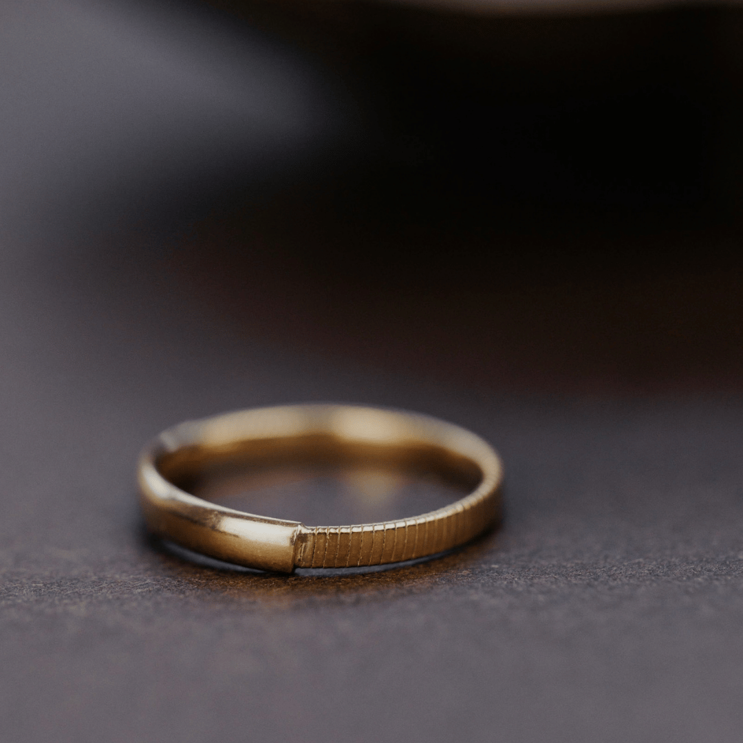 Adjustable Gold Band