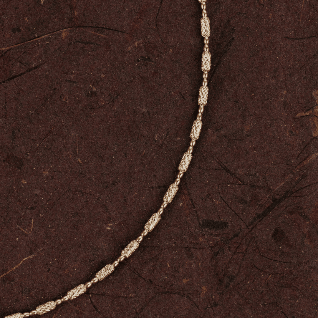 Textured Flexible Bar Gold Necklace