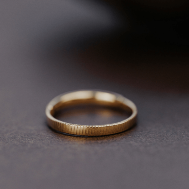 Adjustable Gold Band