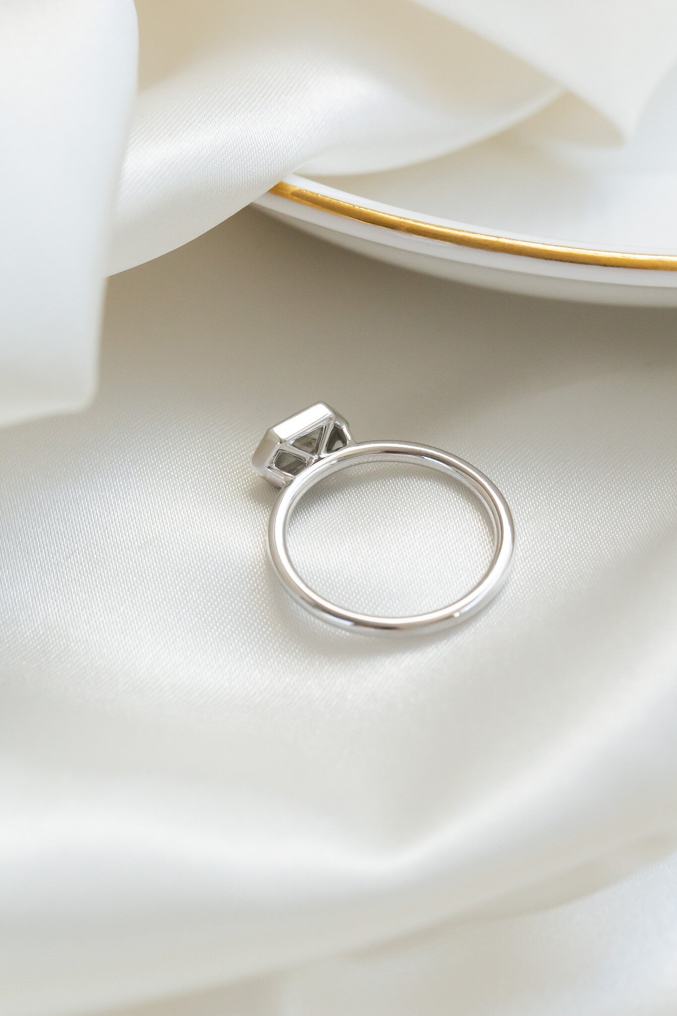 The Bennett 1.21 ct Hexagon Rustic Bezel Solitaire