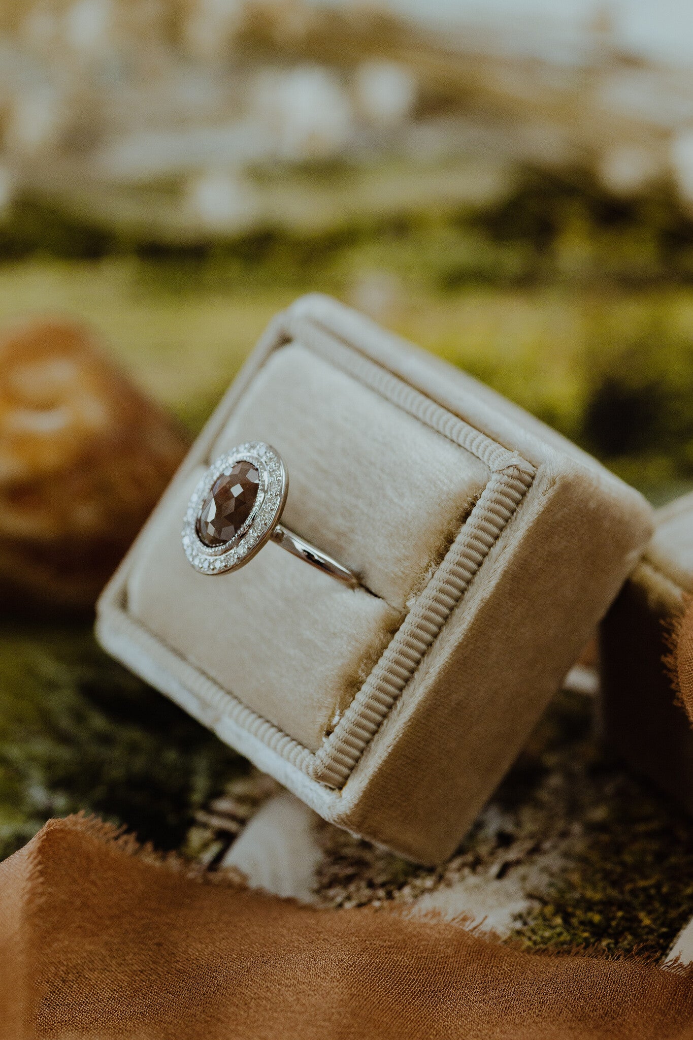 The Powell 1.72 ct Oval Rustic Diamond Ring