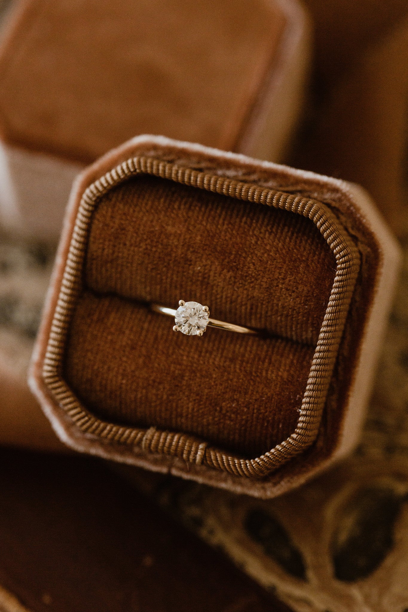 The Mini Maeve Round Solitaire