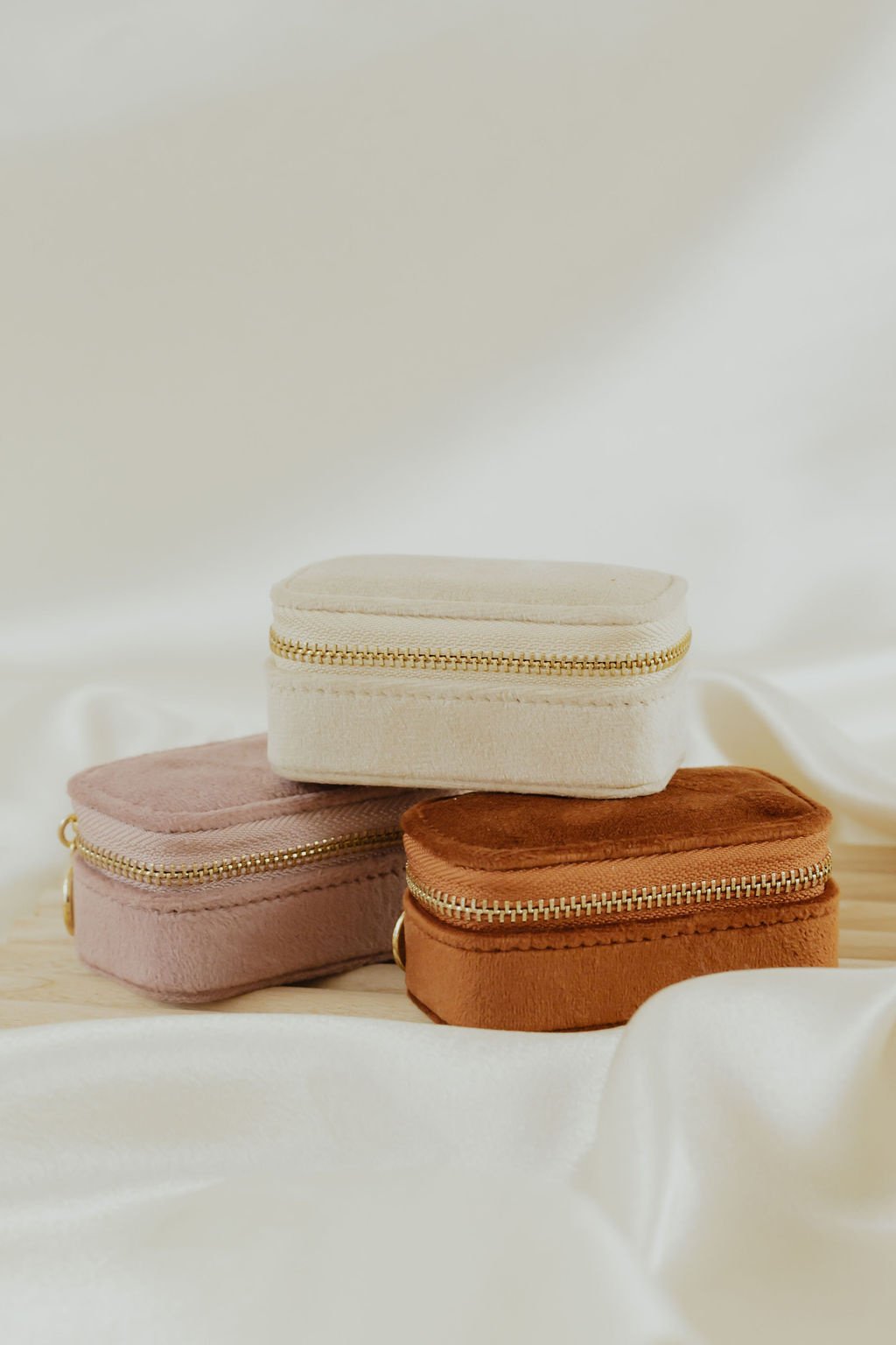 Mini Velvet Travel Case