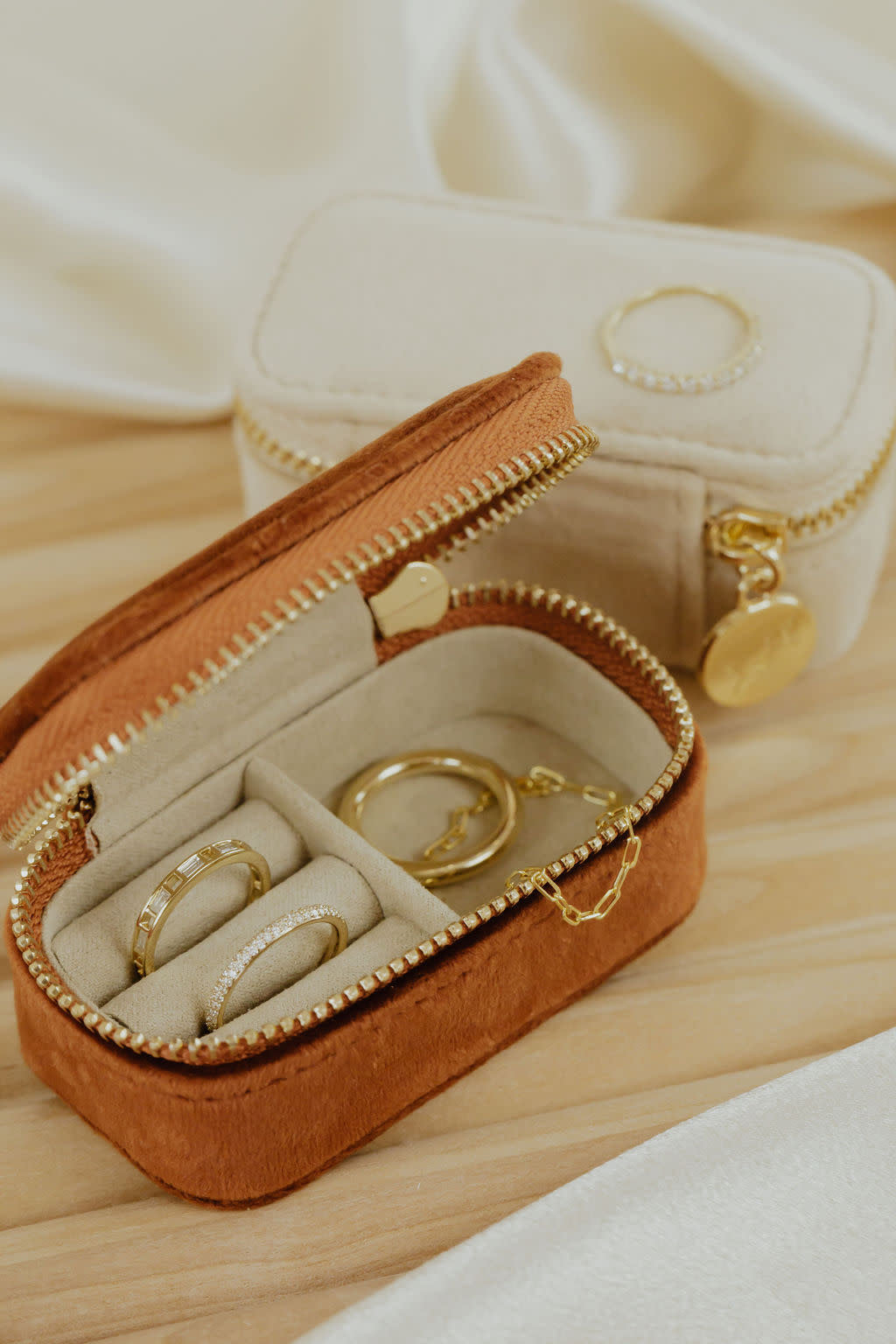 Mini Velvet Travel Case