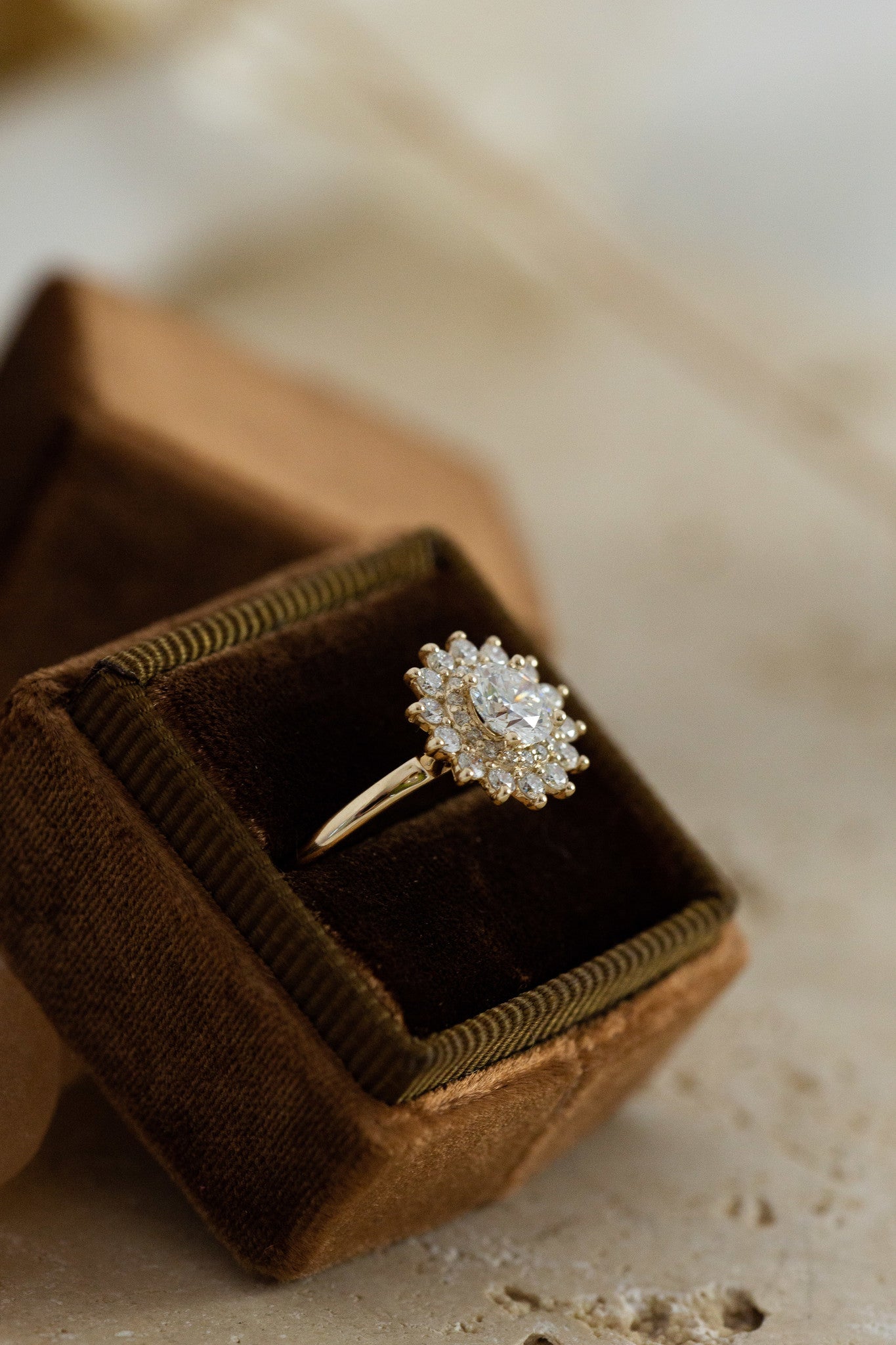 The Mini Soleil Round Ring