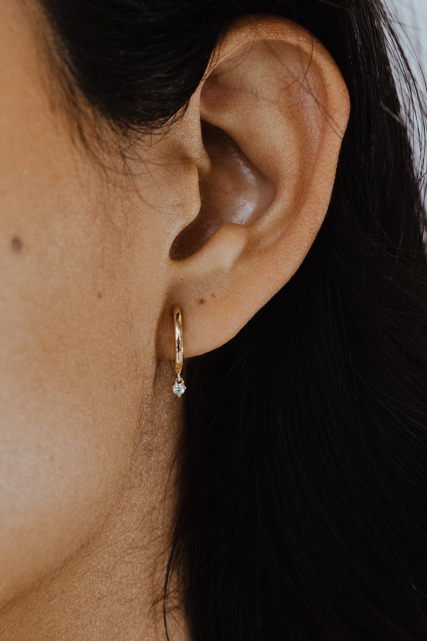 Round Diamond Huggie Hoop Earrings