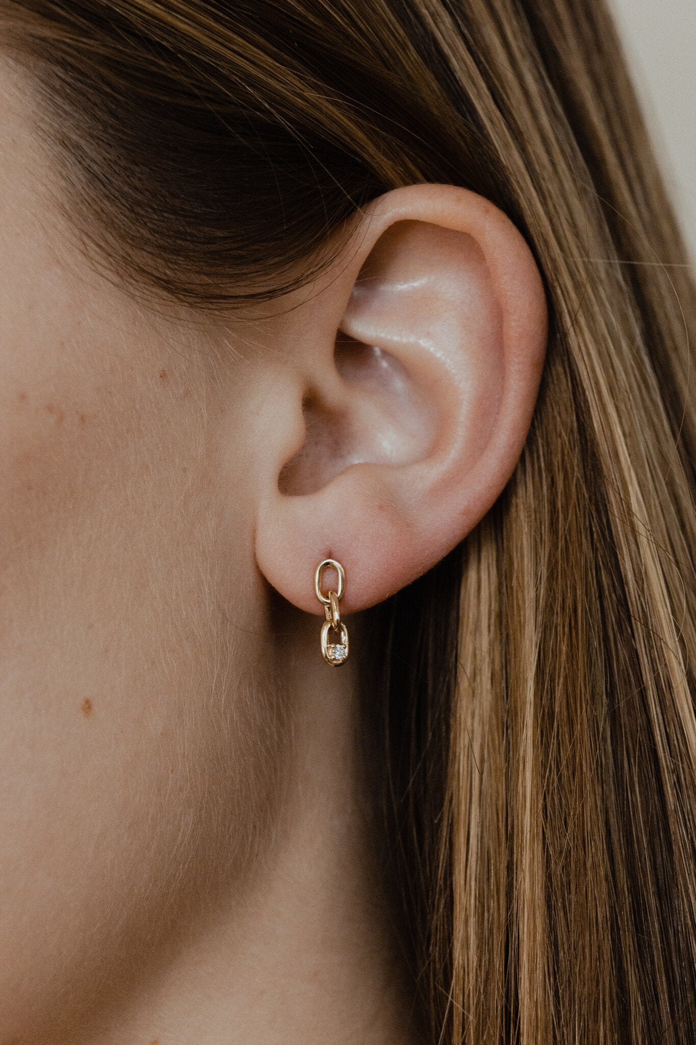 Diamond in Chain Link Earrings