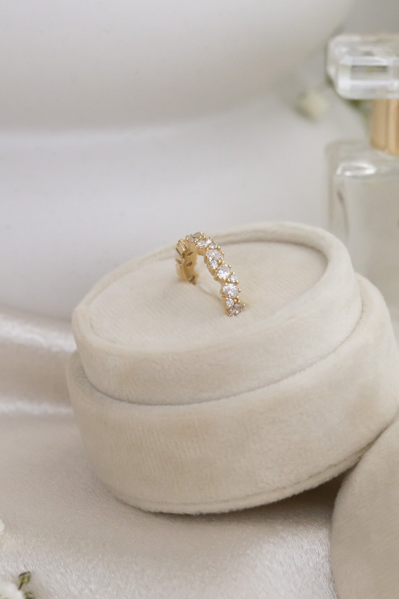 The Eloise Oval and Round Band