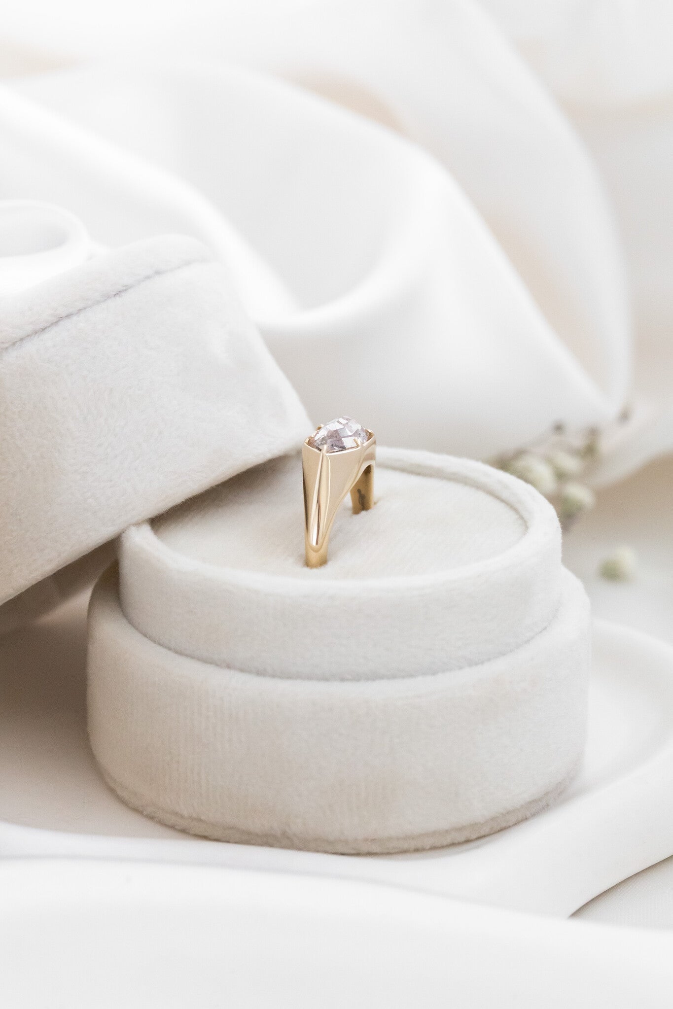 The Lennox 2.03 ct Long Hexagon Rustic Diamond Signet Ring