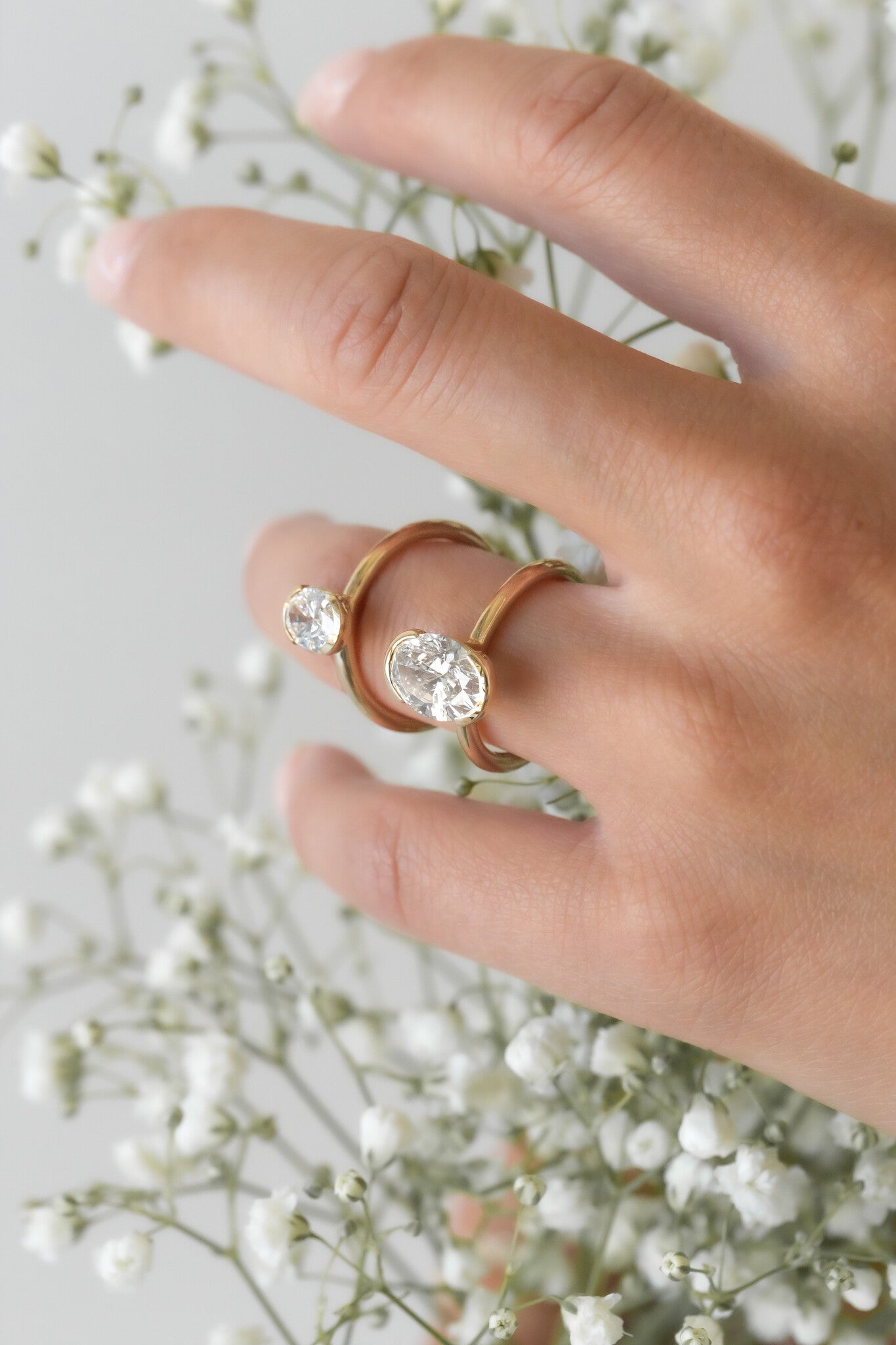 The Zadie Oval Solitaire