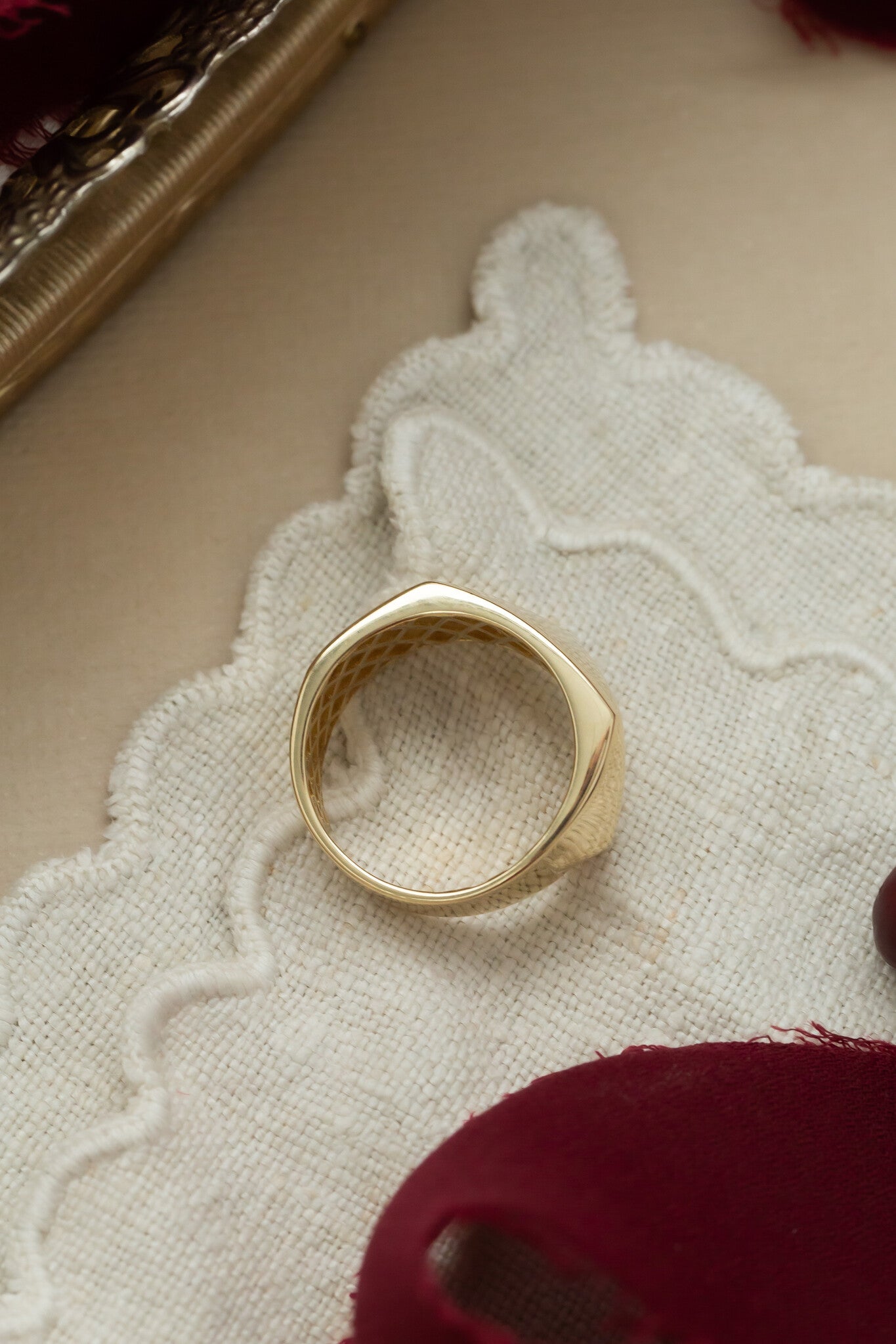 Large Geometric Ring