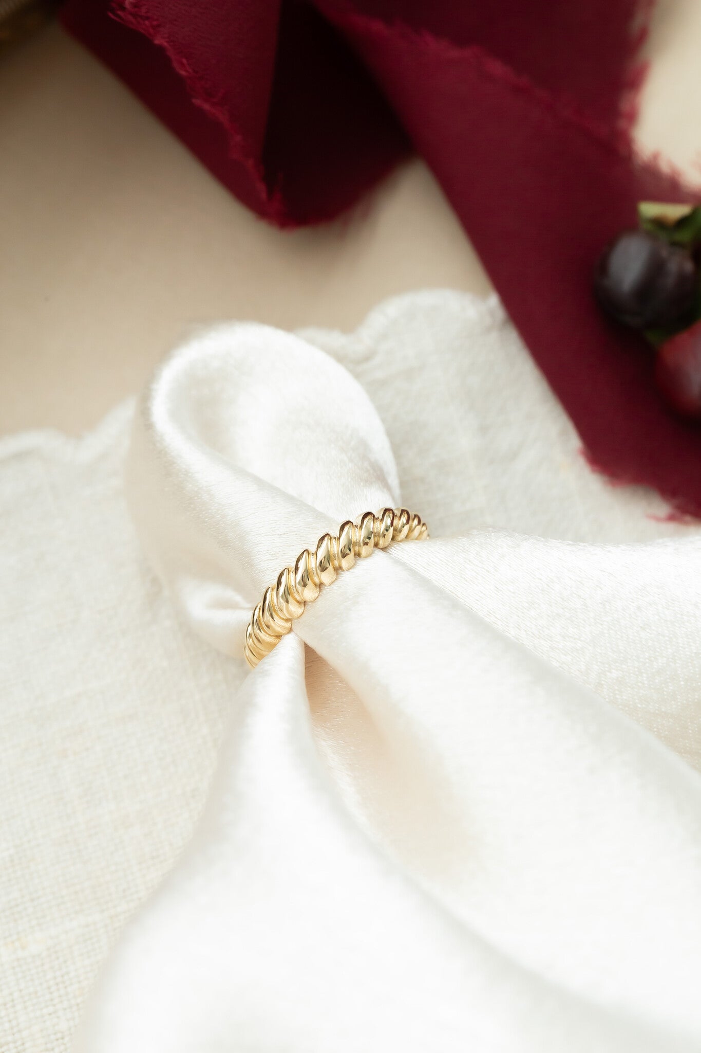 Tapered Rope Texture Band