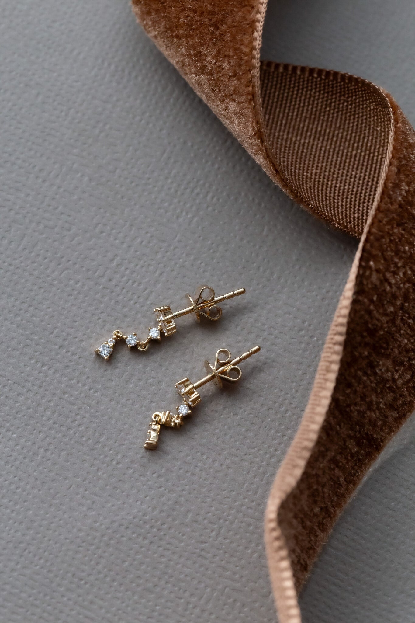 Diamond Cluster with Dangle Diamonds Earrings