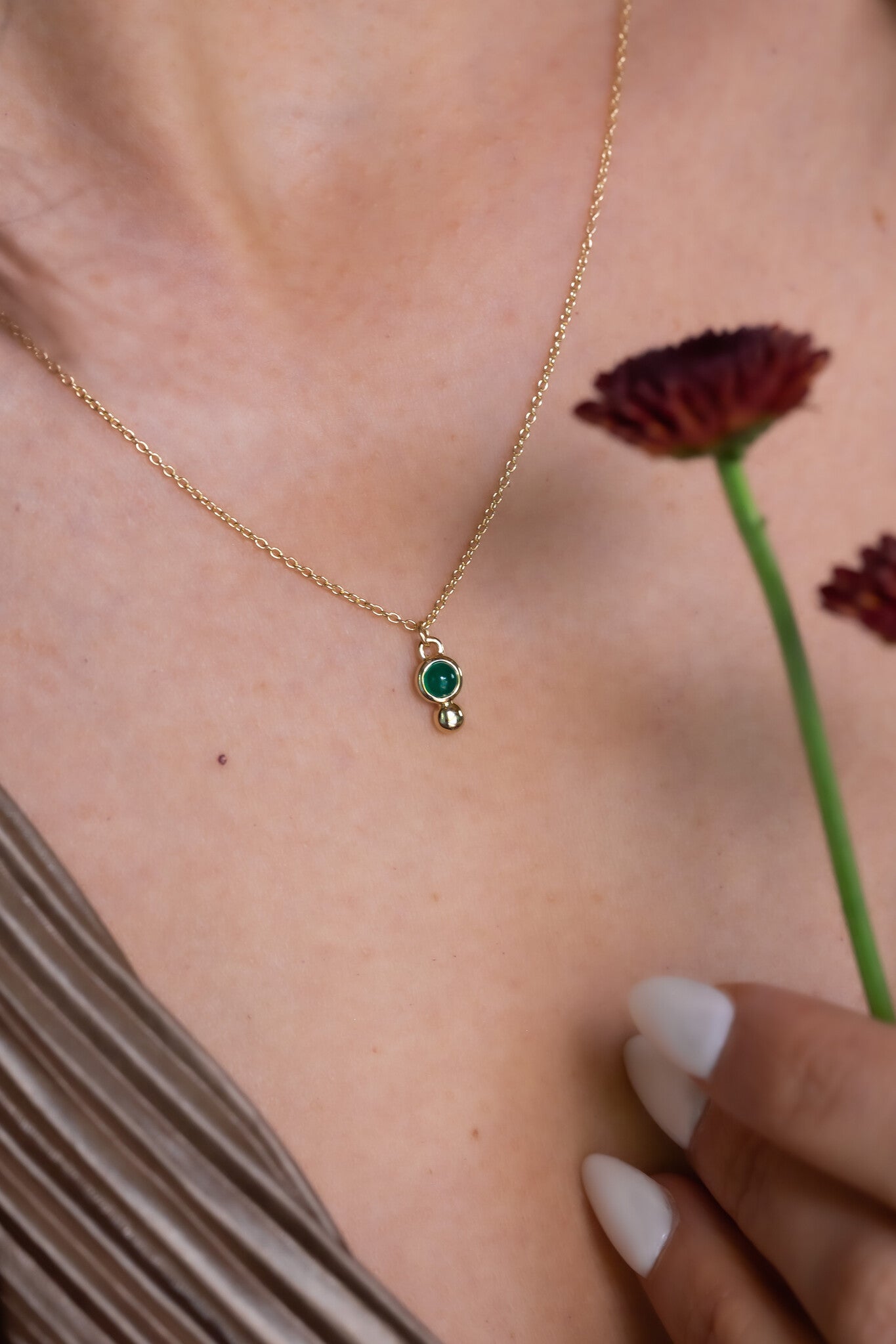 Green Agate and Metal Ball Necklace